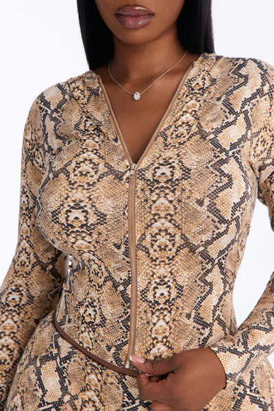 https://cdn.shopify.com/s/files/1/0293/9277/files/TAP2967N_Taupe_combo_PLUS_V3.jpg?v=1791494092&with=400&height=600