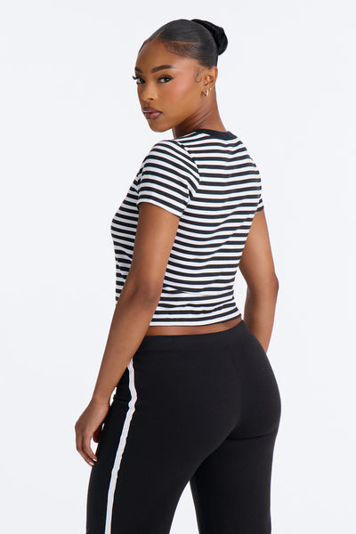 https://cdn.shopify.com/s/files/1/0293/9277/files/TFALT7224_Black_White_JR_V3.jpg?v=1790101047&with=400&height=600