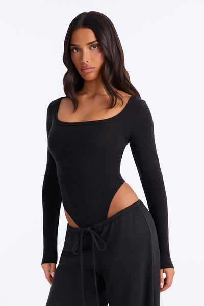 https://cdn.shopify.com/s/files/1/0293/9277/files/TJP2841N_Black_JR_V1.jpg?v=1790621707&with=400&height=600