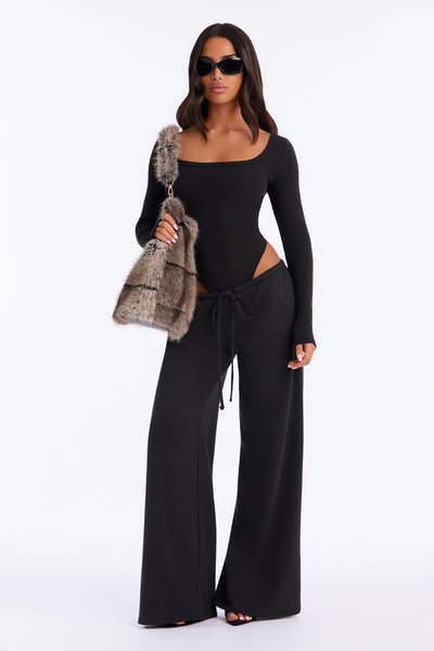 https://cdn.shopify.com/s/files/1/0293/9277/files/TJP2841N_Black_JR_V2.jpg?v=1790621708&with=400&height=600