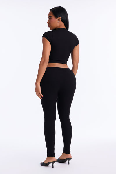 https://cdn.shopify.com/s/files/1/0293/9277/files/TP6744TCH_Black_JR_V4.jpg?v=1789497207&with=400&height=600