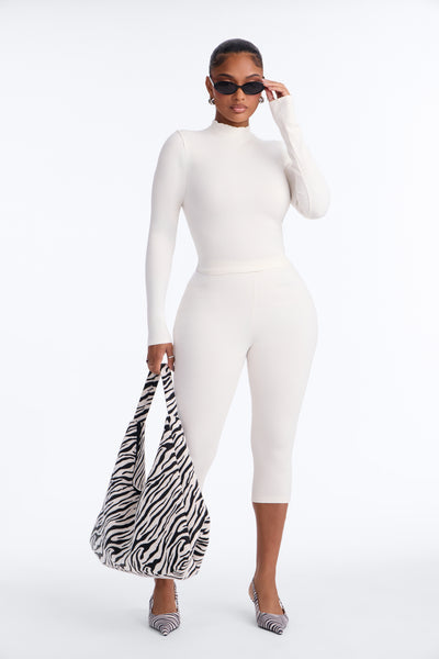 https://cdn.shopify.com/s/files/1/0293/9277/files/TP6748TCH_OffWhite_JR_V1.jpg?v=1789658318&with=400&height=600