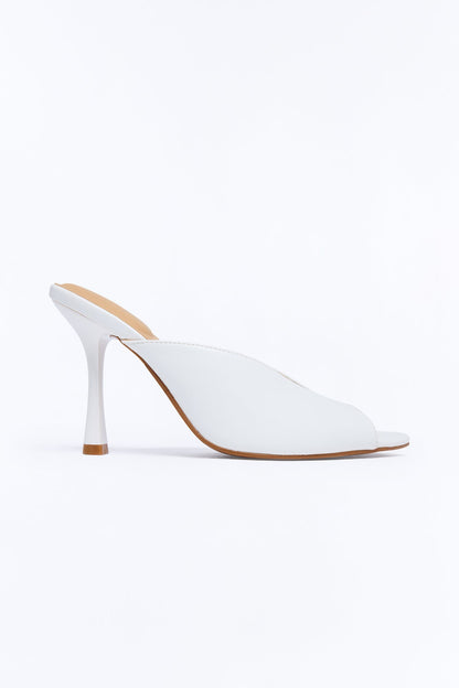 https://cdn.shopify.com/s/files/1/0293/9277/files/TRACE48_White_SL_V3.jpg?v=1784745945
