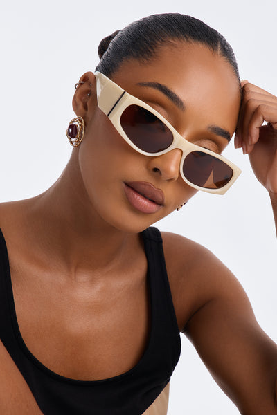 https://cdn.shopify.com/s/files/1/0293/9277/files/UAP04733_Ivory_JR_V2.jpg?v=1784746096&with=400&height=600