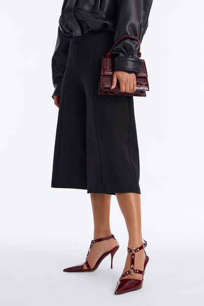 https://cdn.shopify.com/s/files/1/0293/9277/files/UNDERGROUDER_Wine_JR_V2.jpg?v=1789506378&with=400&height=600