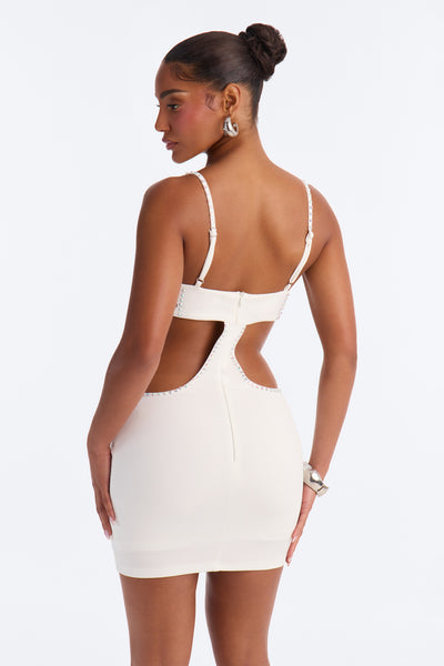 https://cdn.shopify.com/s/files/1/0293/9277/files/V126DR0101_OffWhite_JR_V4.jpg?v=1783537456&with=400&height=600
