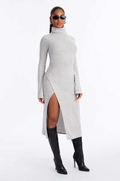 https://cdn.shopify.com/s/files/1/0293/9277/files/V126DR06135_HeatherGrey_JR_V1.jpg?v=1786566900&with=400&height=600
