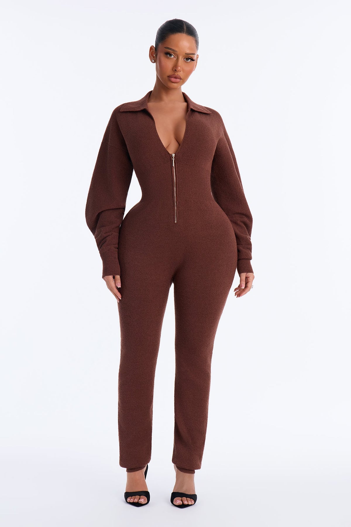 https://cdn.shopify.com/s/files/1/0293/9277/files/V126JP0160_Chocolate_JR_V1.jpg?v=1789678599