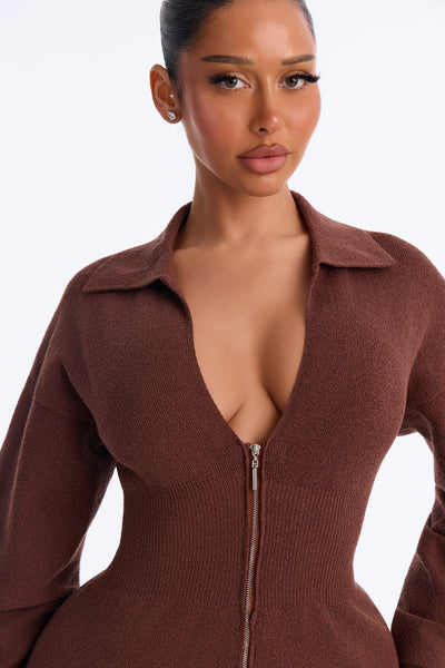 https://cdn.shopify.com/s/files/1/0293/9277/files/V126JP0160_Chocolate_JR_V3.jpg?v=1789678602&with=400&height=600