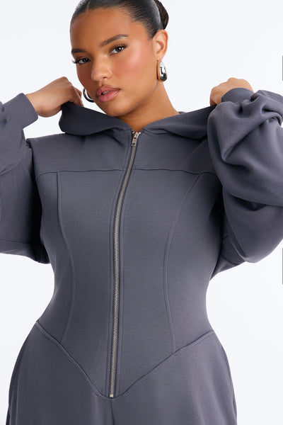 https://cdn.shopify.com/s/files/1/0293/9277/files/V126JP1303_Charcoal_PLUS_V3.jpg?v=1790884598&with=400&height=600