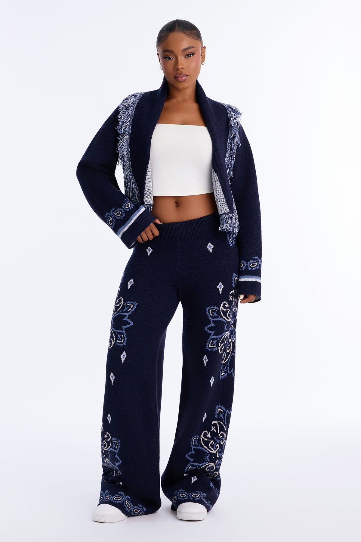 https://cdn.shopify.com/s/files/1/0293/9277/files/V126MS0148_Blue_combo_JR_V1.jpg?v=1789771095