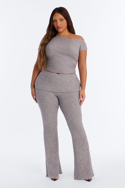 https://cdn.shopify.com/s/files/1/0293/9277/files/V126MS0674_HeatherGrey_PLUS_V1.jpg?v=1782167938&with=400&height=600