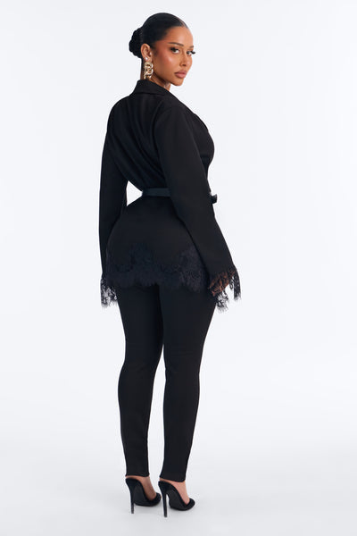 https://cdn.shopify.com/s/files/1/0293/9277/files/V126MS08111_Black_JR_V4.jpg?v=1789490515&with=400&height=600