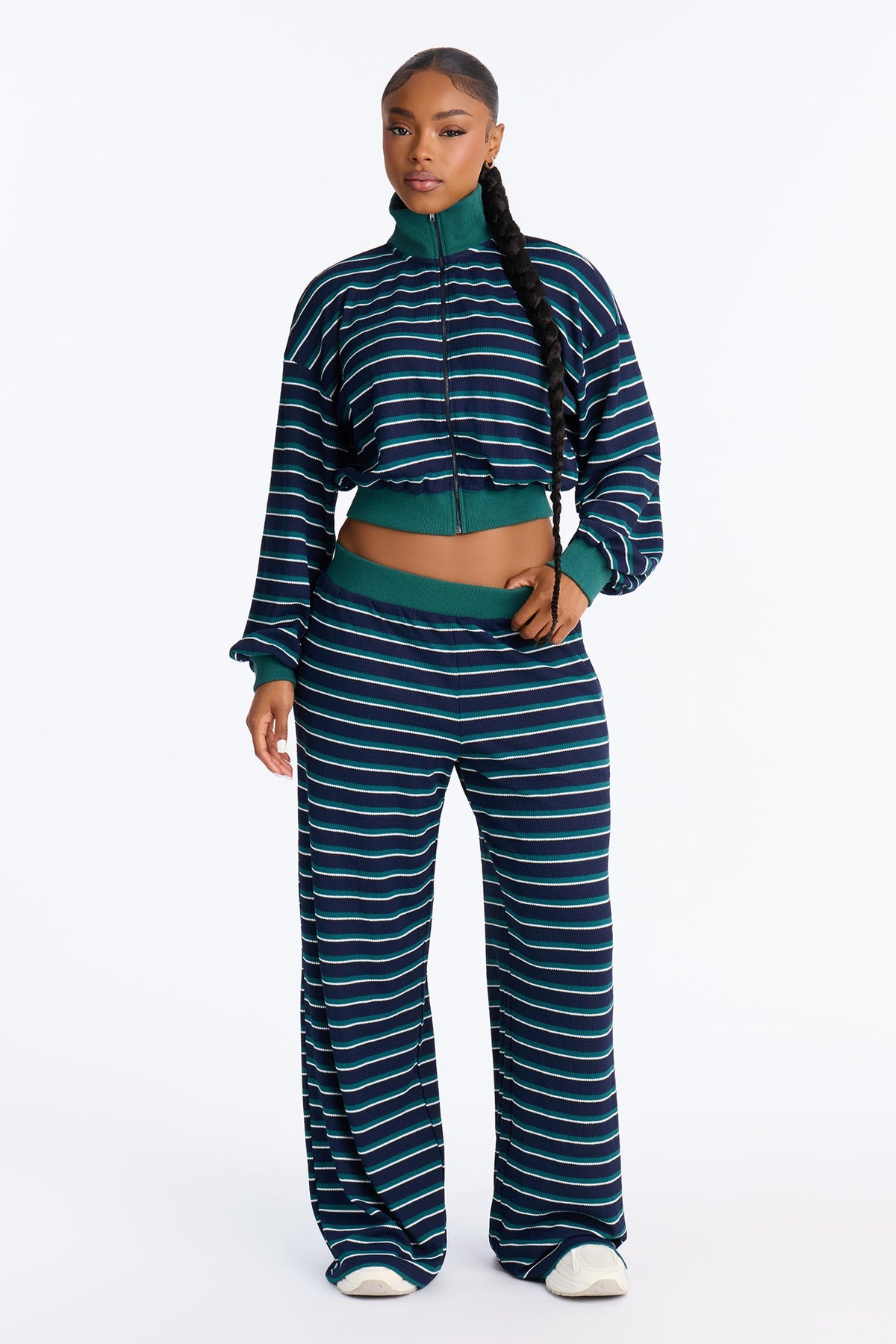 https://cdn.shopify.com/s/files/1/0293/9277/files/V126MS13163_Navy_combo_JR_V2.jpg?v=1787674393