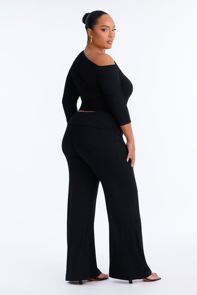 https://cdn.shopify.com/s/files/1/0293/9277/files/V126MS13247_Black_PLUS_V4.jpg?v=1790110521&with=400&height=600