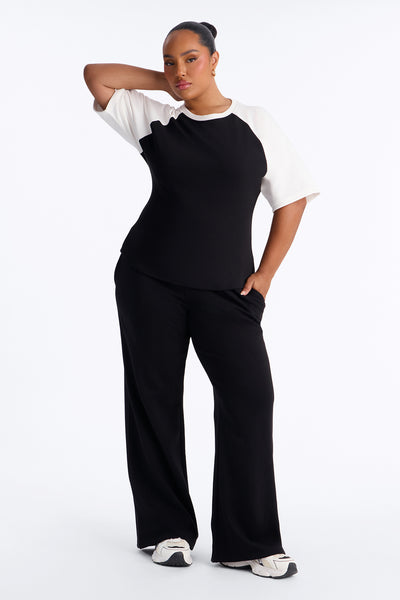 https://cdn.shopify.com/s/files/1/0293/9277/files/V126MS1365_Black_White_PLUS_V1.jpg?v=1784142441&with=400&height=600