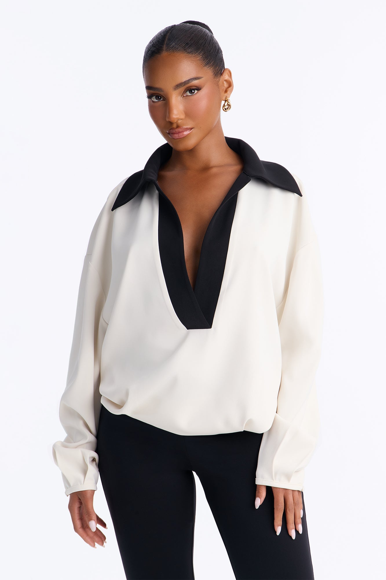 https://cdn.shopify.com/s/files/1/0293/9277/files/V126WT0717_Cream_combo_JR_V1.jpg?v=1784754346
