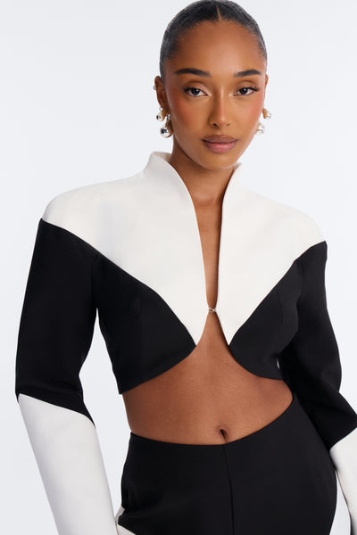 https://cdn.shopify.com/s/files/1/0293/9277/files/V225BZ0764_Black_combo_JR_V4.jpg?v=1783978072&with=400&height=600