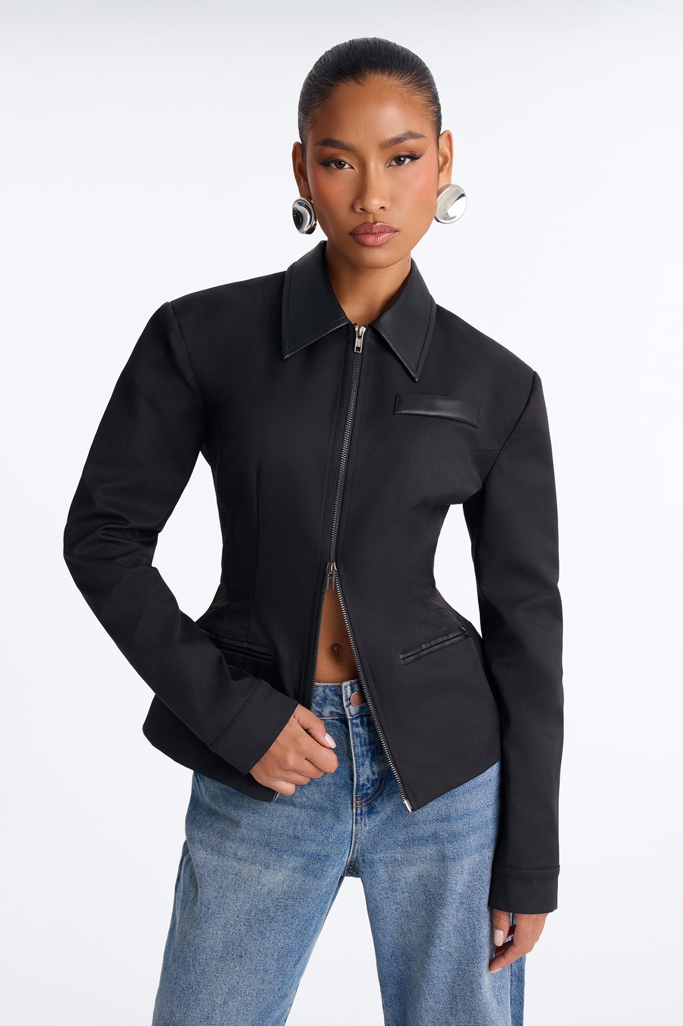 https://cdn.shopify.com/s/files/1/0293/9277/files/V225JK0709_Black_JR_V1.jpg?v=1783970469