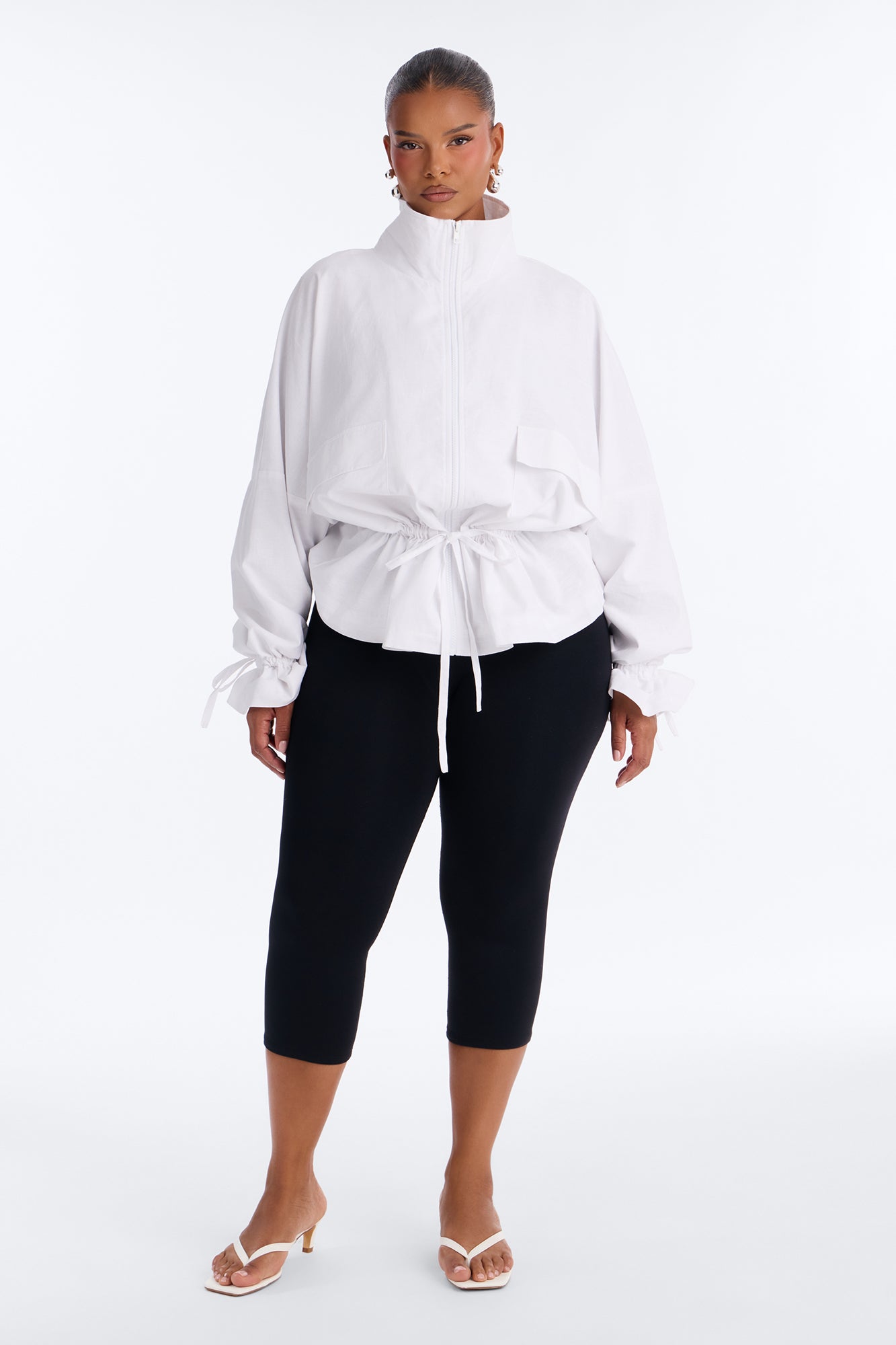 https://cdn.shopify.com/s/files/1/0293/9277/files/V225JK1911702_White_PLUS_V1.jpg?v=1782148847