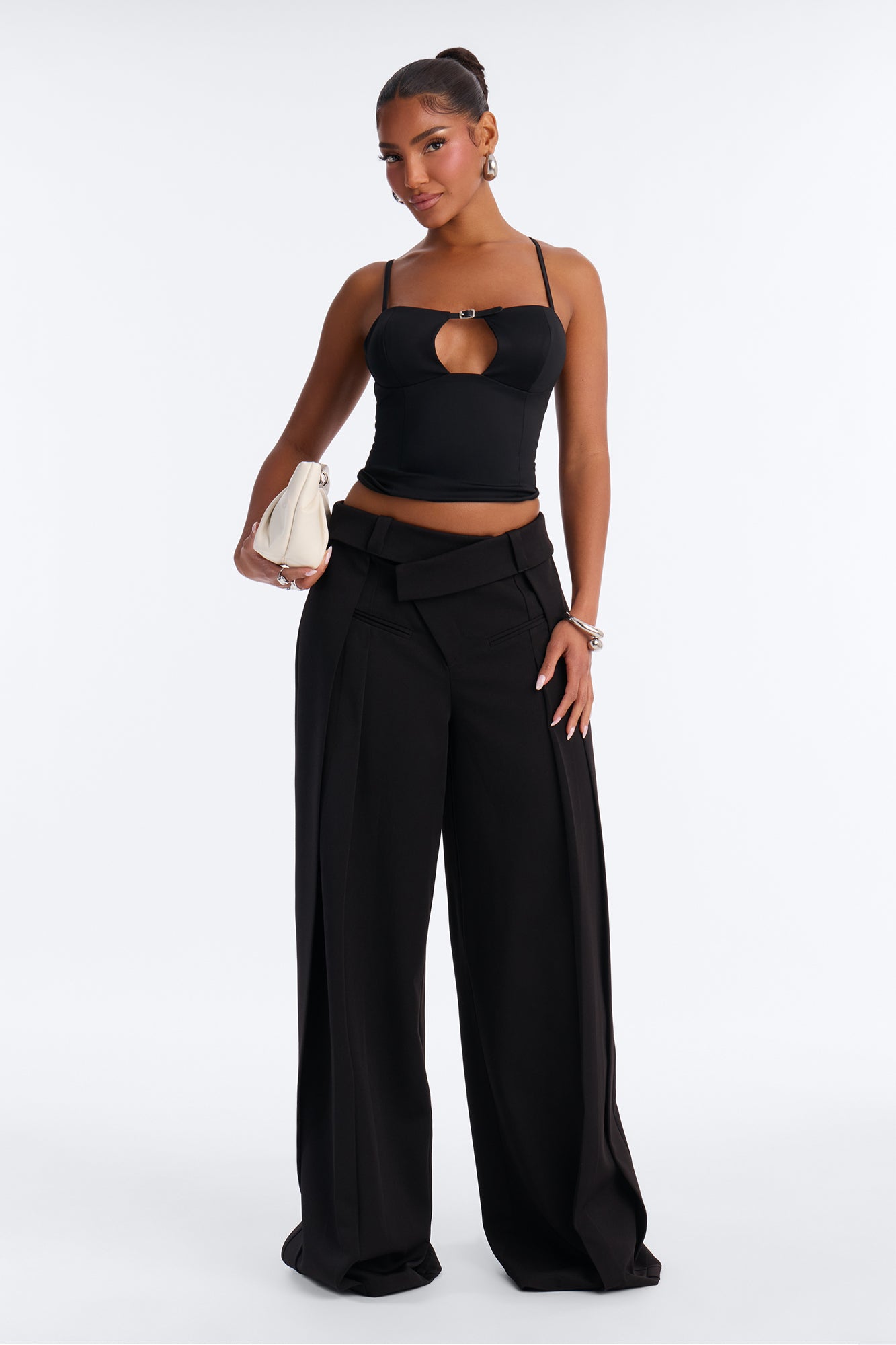 https://cdn.shopify.com/s/files/1/0293/9277/files/V225PT07202_Black_JR_V1.jpg?v=1783368477