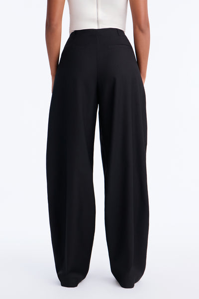 https://cdn.shopify.com/s/files/1/0293/9277/files/V225PT1911376_Black_JR_V4.jpg?v=1789153282&with=400&height=600