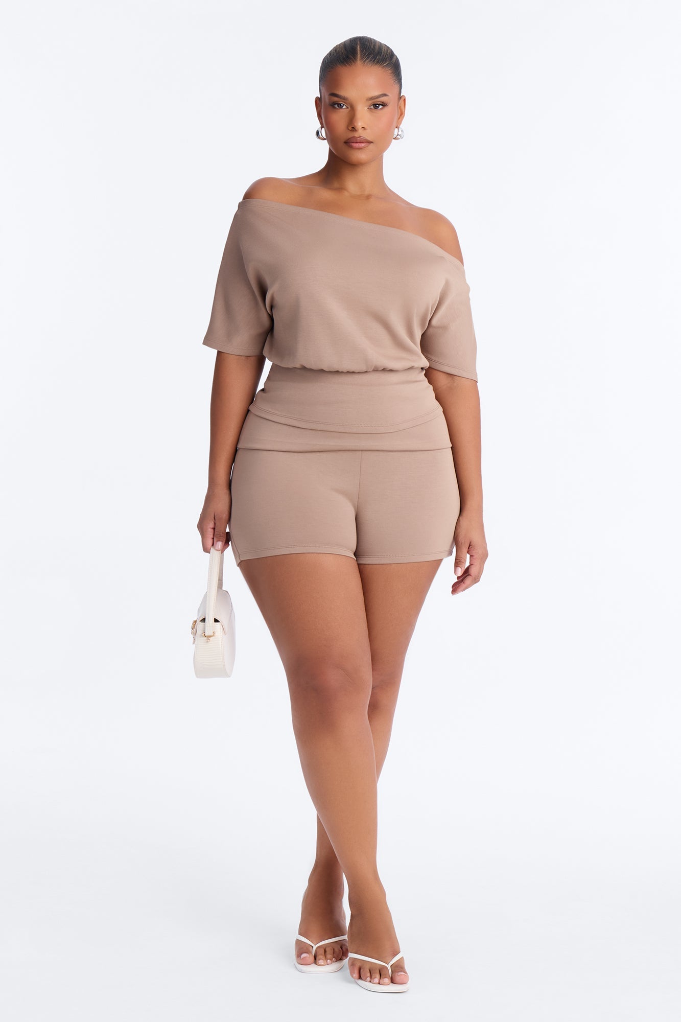 https://cdn.shopify.com/s/files/1/0293/9277/files/V22601MS0402_Mocha_PLUS_V1.jpg?v=1782939988