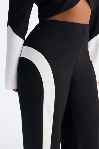 https://cdn.shopify.com/s/files/1/0293/9277/files/V226PT0731_Black_combo_PLUS_V2.jpg?v=1783371339&with=400&height=600