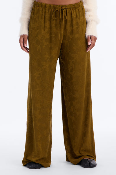 https://cdn.shopify.com/s/files/1/0293/9277/files/V226PT1186_Olive_JR_V2.jpg?v=1790101810&with=400&height=600