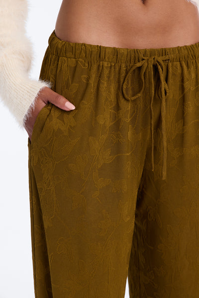 https://cdn.shopify.com/s/files/1/0293/9277/files/V226PT1186_Olive_JR_V3.jpg?v=1790101818&with=400&height=600