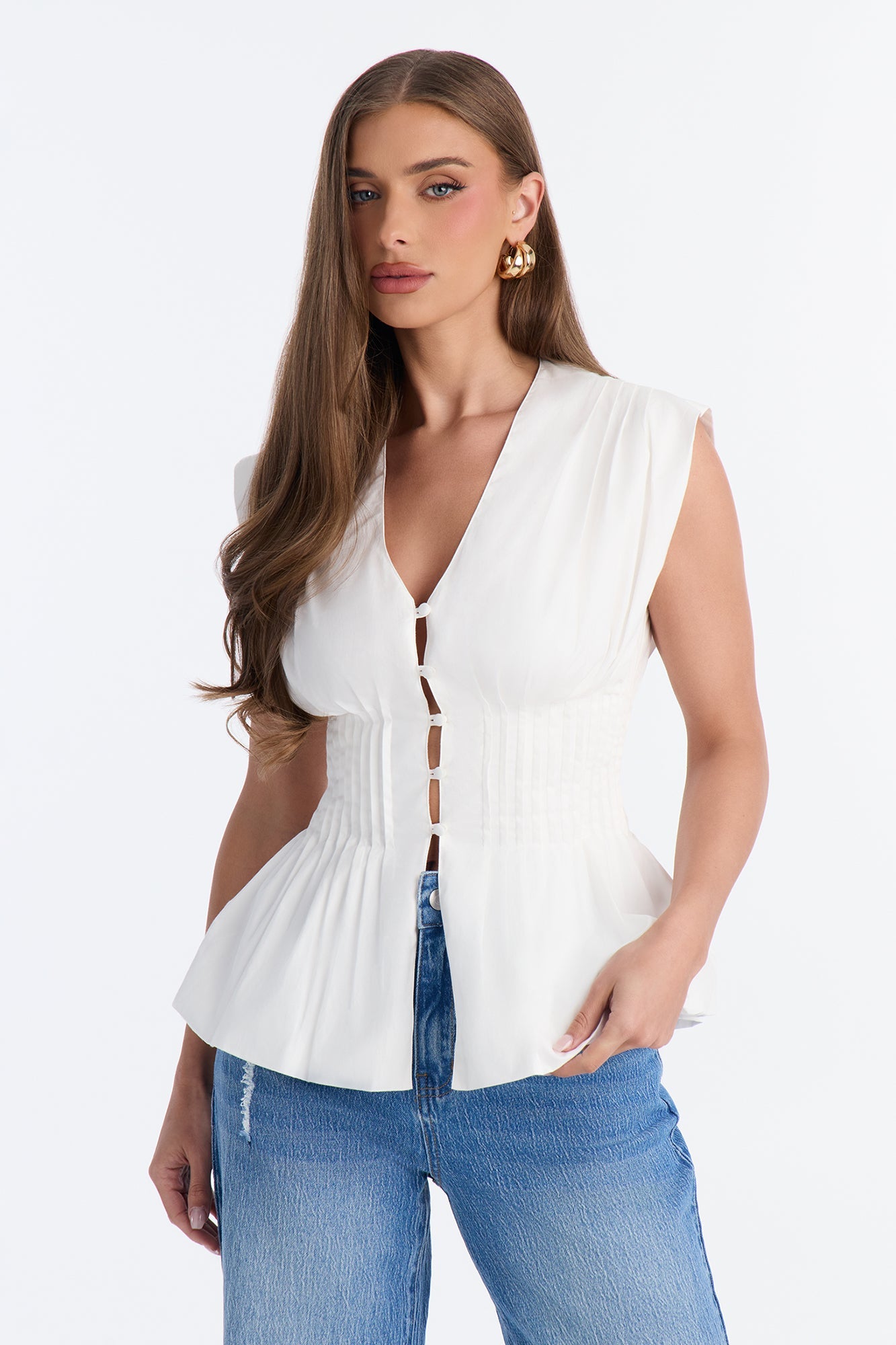 https://cdn.shopify.com/s/files/1/0293/9277/files/V2512WT0022YP_White_JR_V1.jpg?v=1783612592