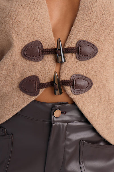 https://cdn.shopify.com/s/files/1/0293/9277/files/V426KT0522_Taupe_JR_V3.jpg?v=1791397313&with=400&height=600