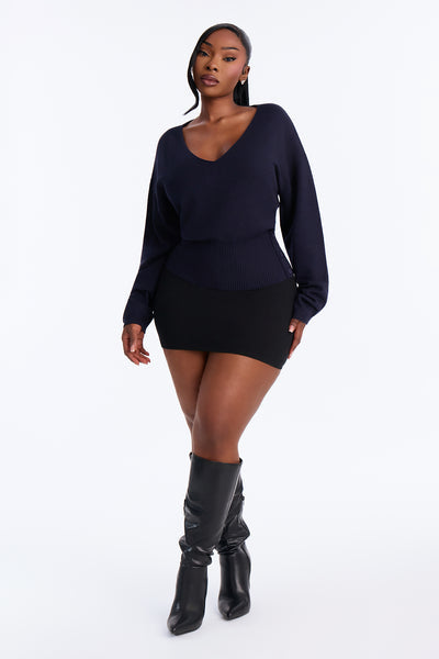 https://cdn.shopify.com/s/files/1/0293/9277/files/V426SW11088_Navy_PLUS_V1.jpg?v=1789411431&with=400&height=600