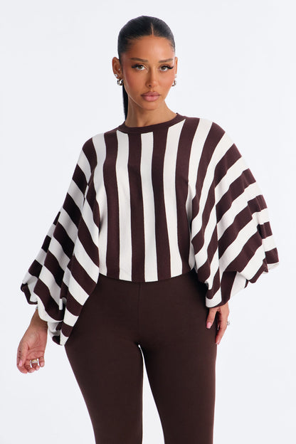 https://cdn.shopify.com/s/files/1/0293/9277/files/V426SW11295_Brown_combo_JR_V1.jpg?v=1790008972