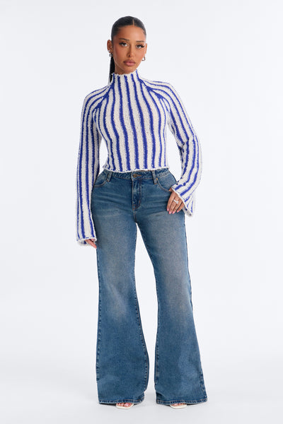 https://cdn.shopify.com/s/files/1/0293/9277/files/V426SW11614_Royal_combo_JR_V2.jpg?v=1790009016&with=400&height=600