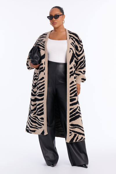 https://cdn.shopify.com/s/files/1/0293/9277/files/V426SW11630_Taupe_combo_PLUS_V1.jpg?v=1791327274&with=400&height=600