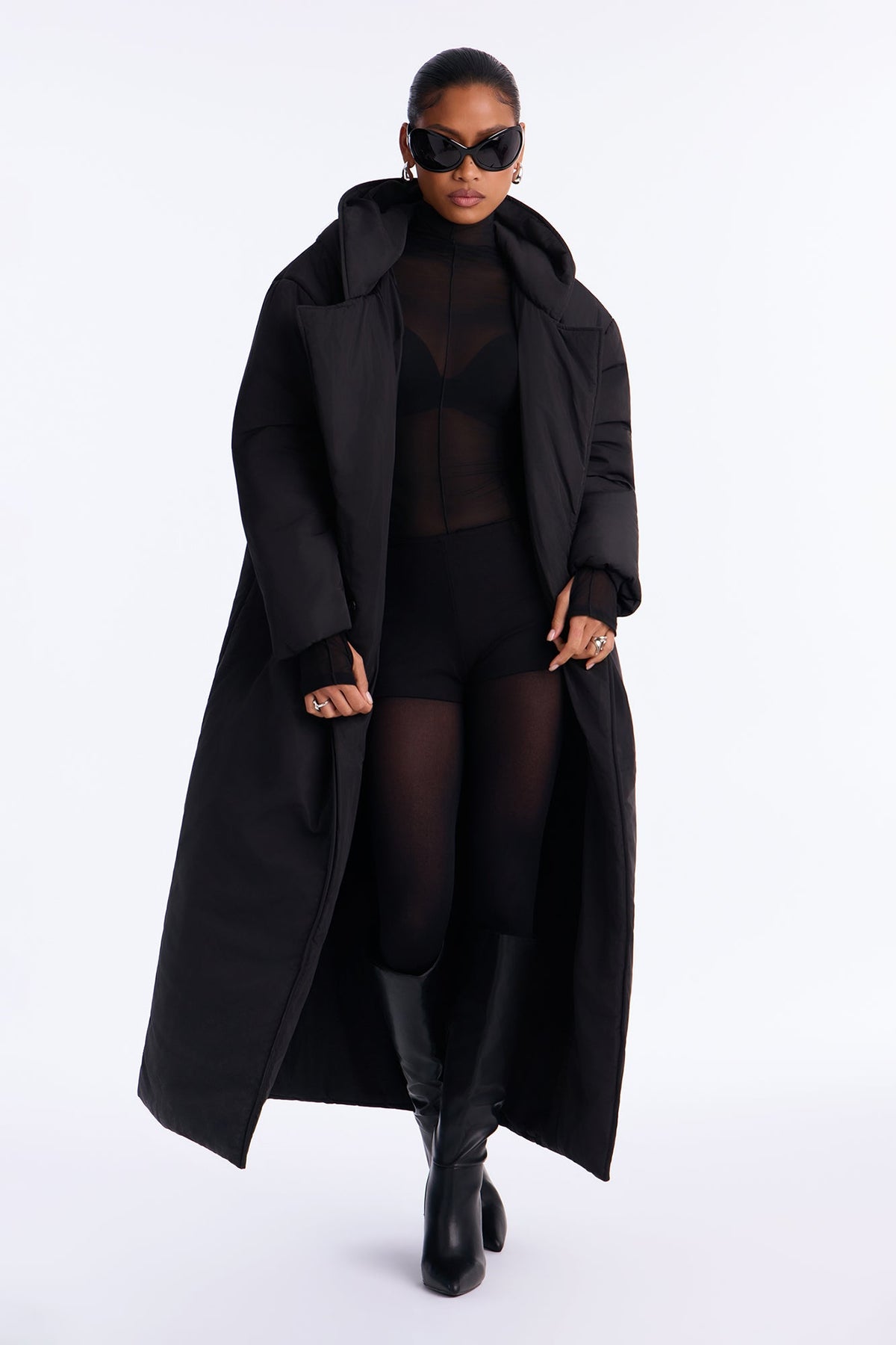 https://cdn.shopify.com/s/files/1/0293/9277/files/VA8106SLD_Black_JR_V1.jpg?v=1788893237