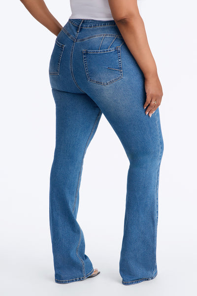 https://cdn.shopify.com/s/files/1/0293/9277/files/YJDM15HRBLBC2T_MediumWash_14_20Plus_MediumWash_PLUS_V4.jpg?v=1783613672&with=400&height=600
