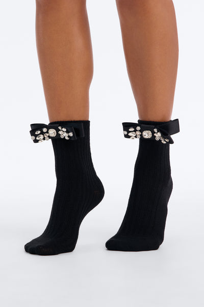 https://cdn.shopify.com/s/files/1/0293/9277/files/ZDFNA5077_Black_JR_V1.jpg?v=1790721998&with=400&height=600