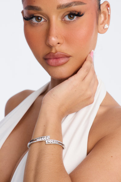 https://cdn.shopify.com/s/files/1/0293/9277/files/ZDFNA6775_Silver_JR_V3.jpg?v=1784647091&with=400&height=600