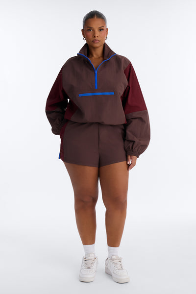 https://cdn.shopify.com/s/files/1/0293/9277/files/ZDPDSJZO26475S_Brown_combo_PLUS_V2.jpg?v=1782400460&with=400&height=600