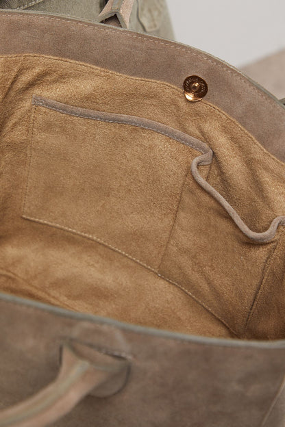https://mediahub.prettylittlething.com/baa12259_taupe_xl_3