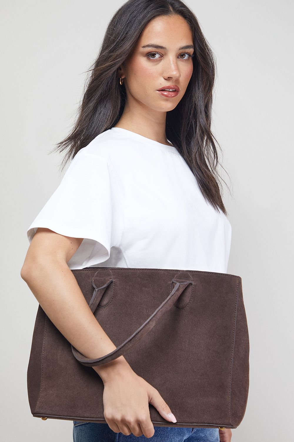 https://mediahub.prettylittlething.com/baa12261_chocolate_xl