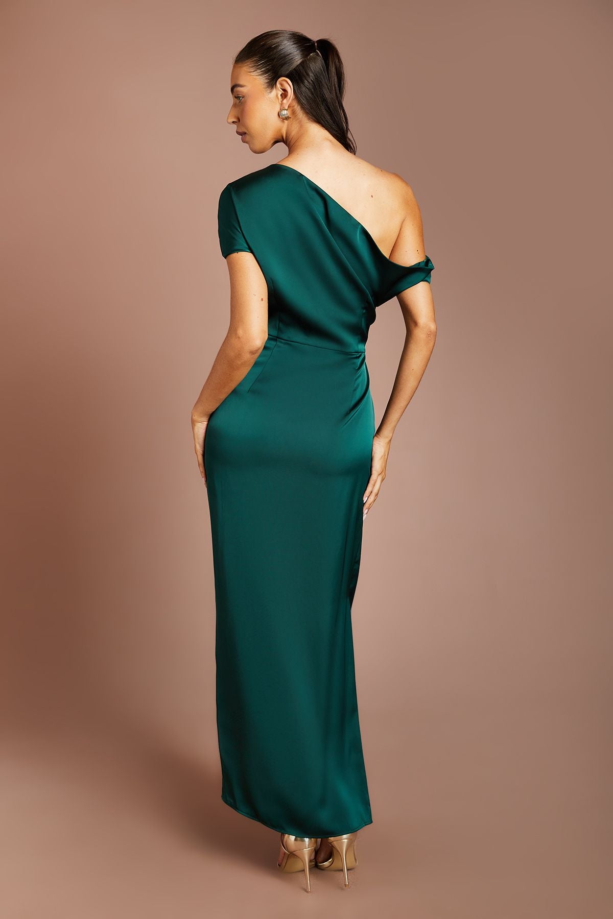 https://mediahub.prettylittlething.com/bcc11180_emerald_xl_2