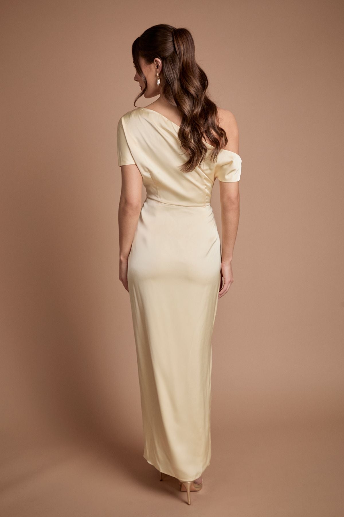 https://mediahub.prettylittlething.com/bcc11180_lemon_xl_2