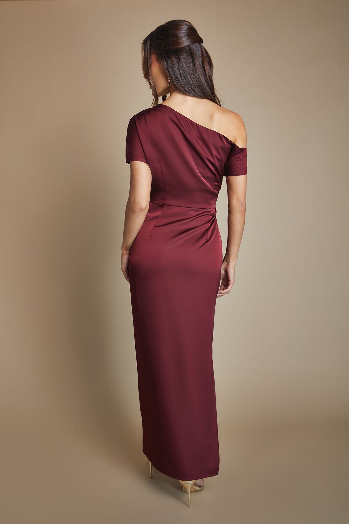 https://mediahub.prettylittlething.com/bcc11180_malbec_xl_2