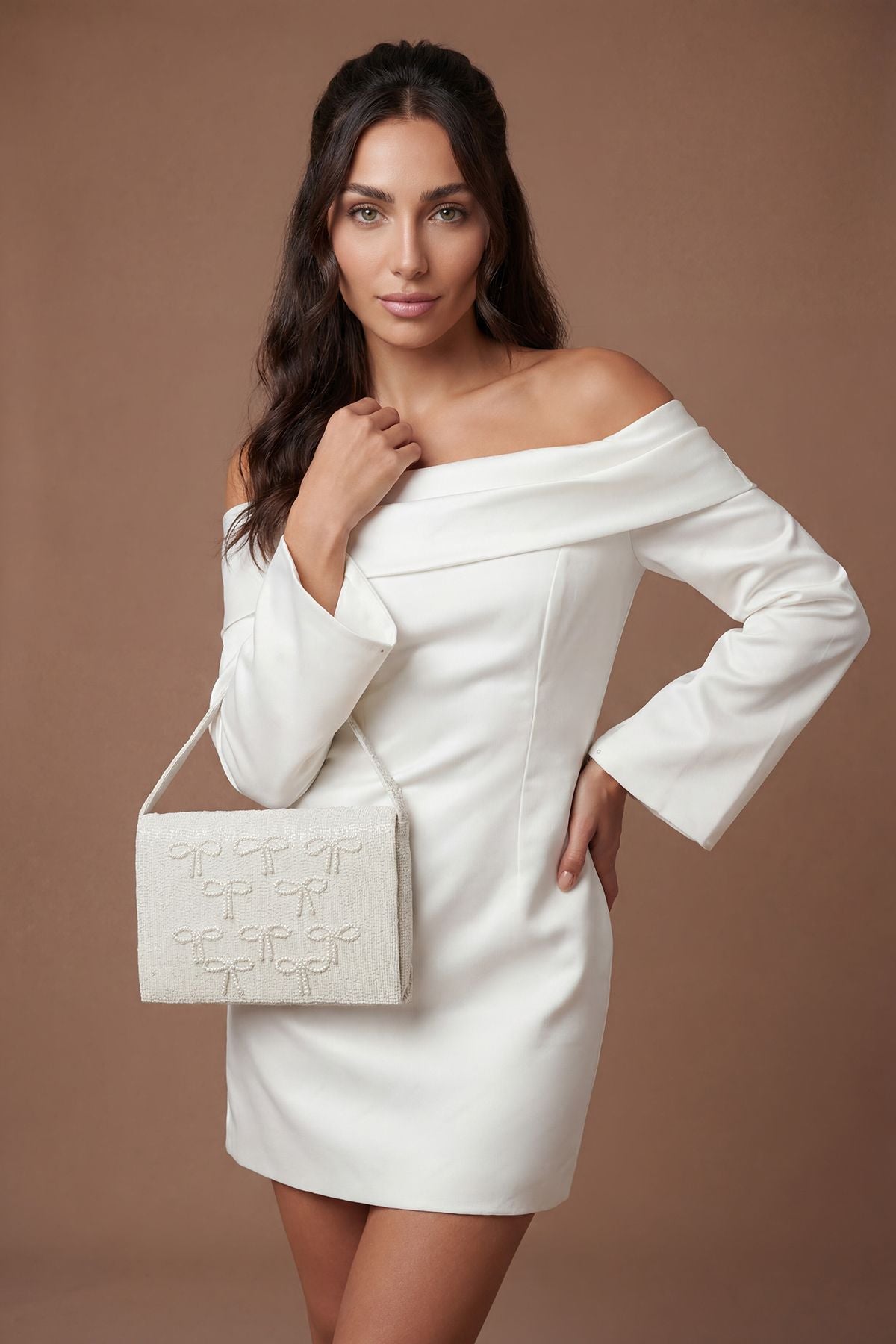 https://mediahub.prettylittlething.com/bcc12590_ivory_xl