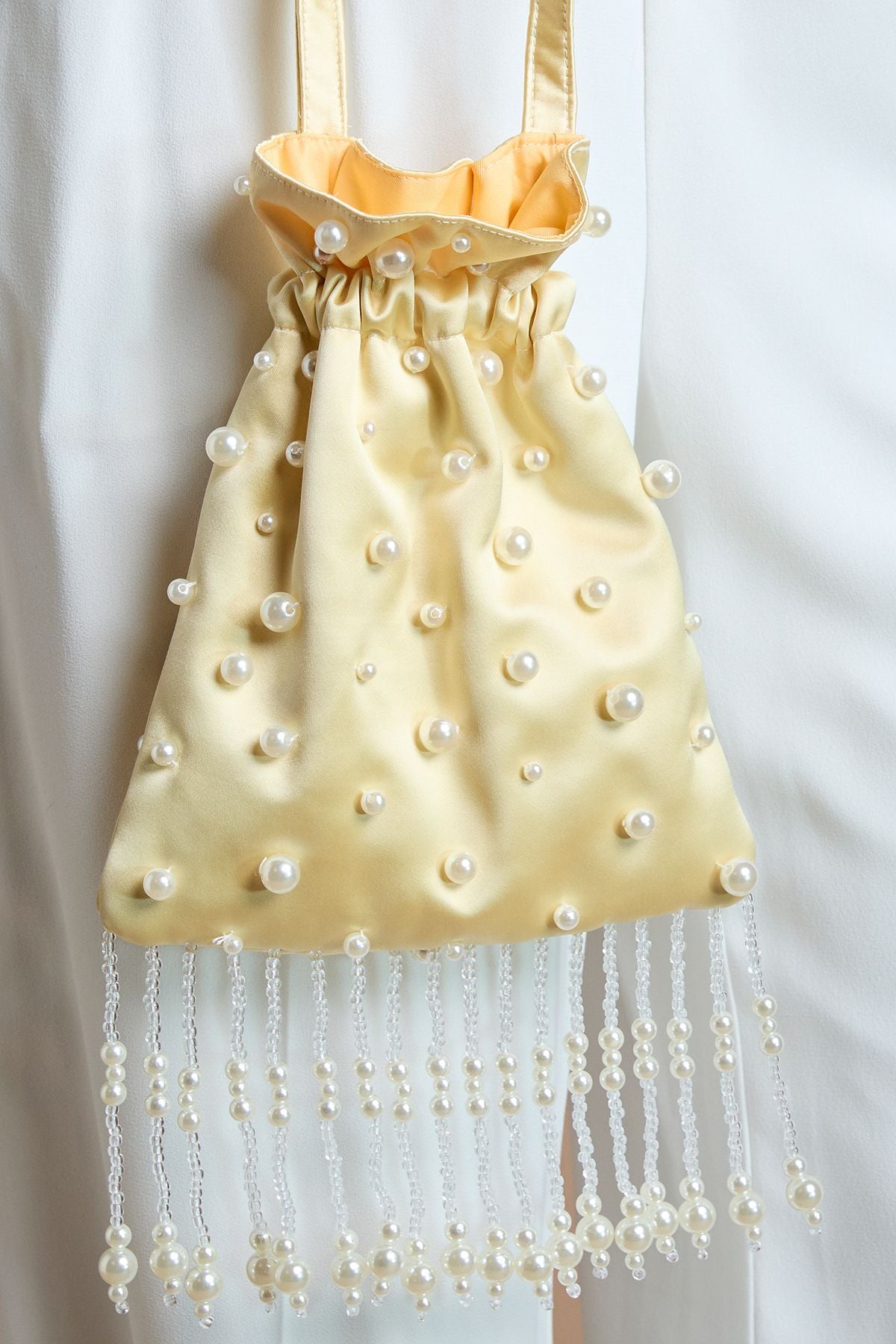 https://mediahub.prettylittlething.com/bcc12595_lemon_xl_1