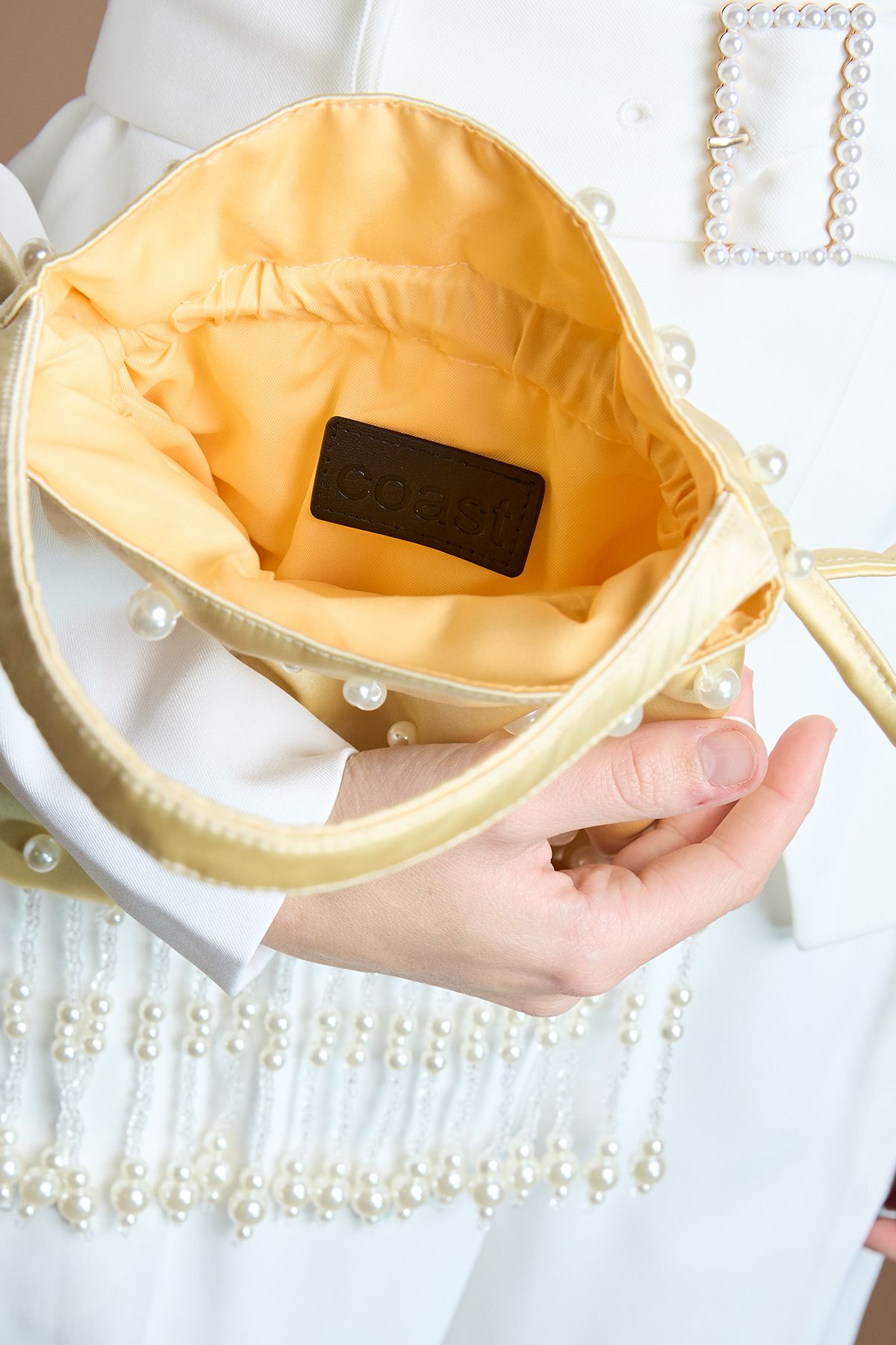 https://mediahub.prettylittlething.com/bcc12595_lemon_xl_2