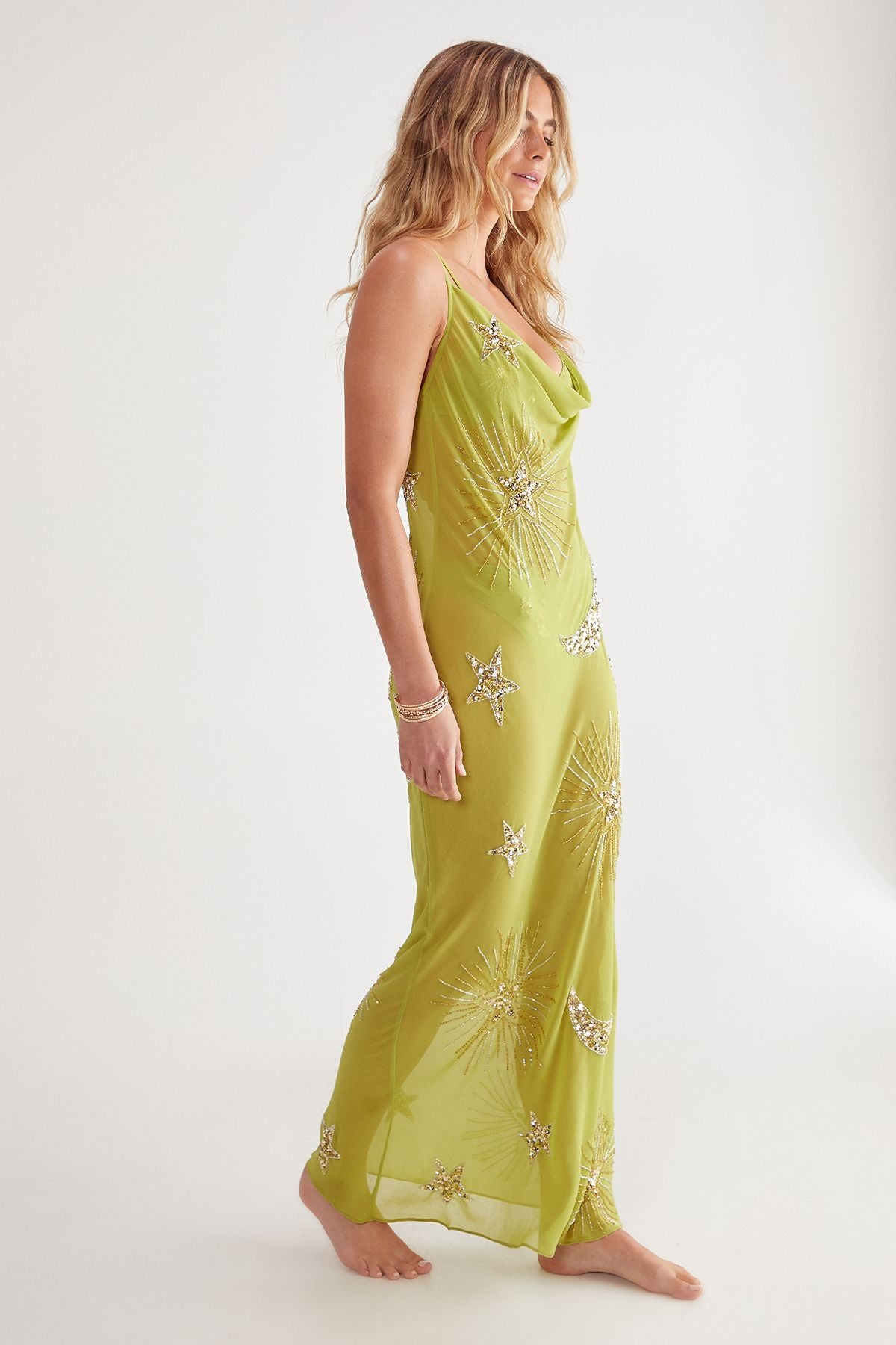 https://mediahub.prettylittlething.com/bgg17817_green_xl_2